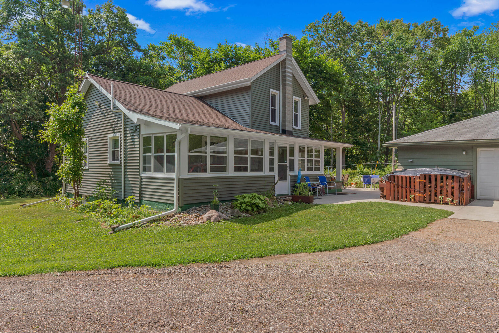 Property Photo:  9837 Easton Road  MI 49277 