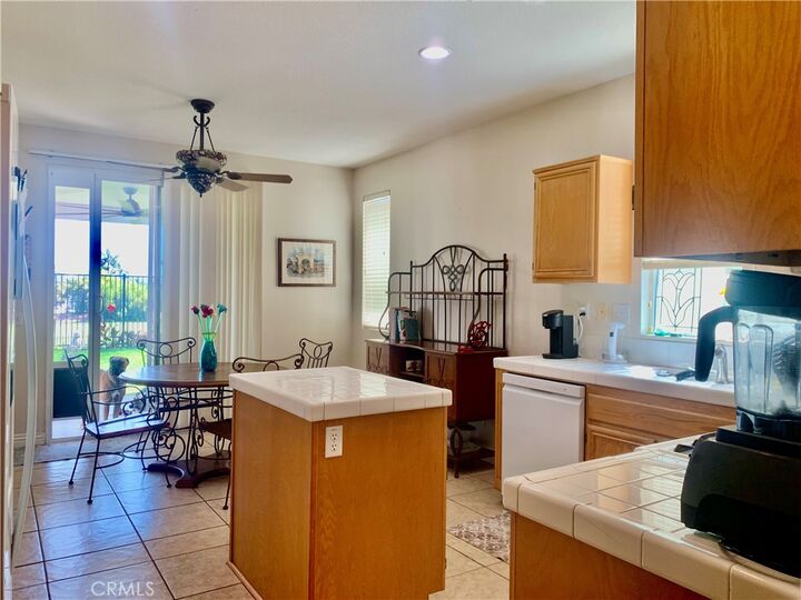 Property Photo: 33111 Eagle Point CA 92399