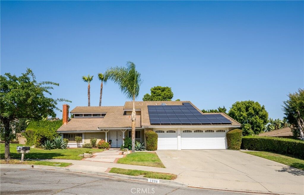 Property Photo:  1938 Trinidad  CA 91711 
