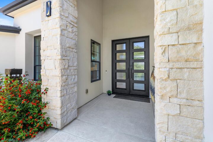 Property Photo: 635 Lakeridge Drive CA 95603