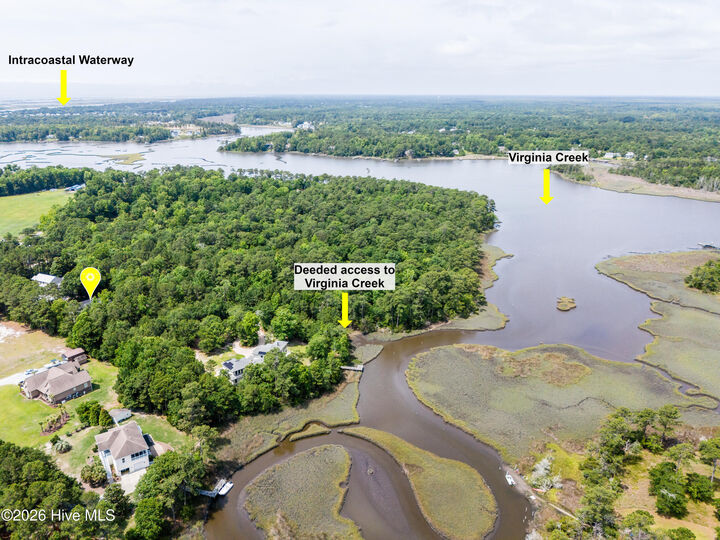 Property Photo:  102 N Kingfisher Lane  NC 28443 