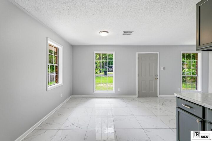 Property Photo: 1501 Eastland Avenue LA 71270