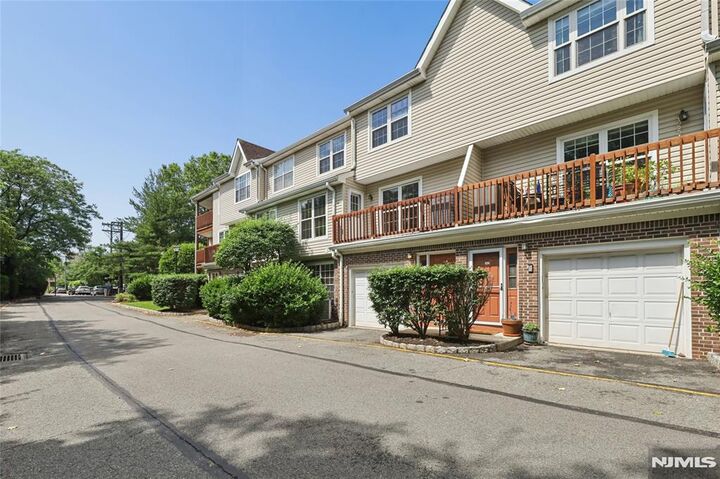 Property Photo:  1415 Teresa Drive 8212  NJ 07024 