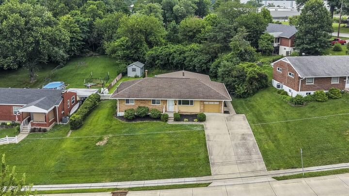 Property Photo:  410 Silverlake Avenue  KY 41018 