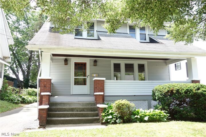 Property Photo:  34 E Rosewood Avenue  OH 44301 