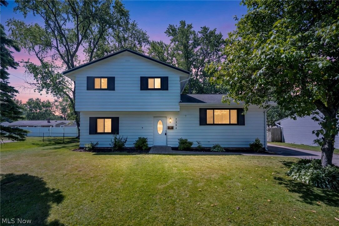 Property Photo:  7386 Primrose Drive  OH 44060 