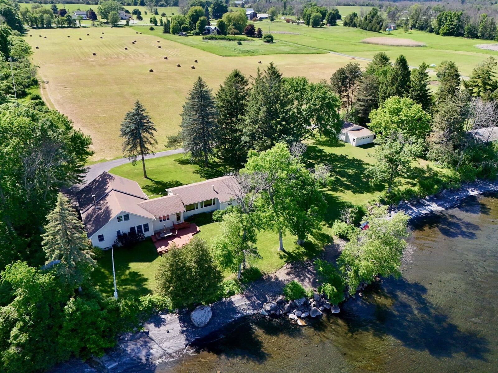 Property Photo:  107 Mountain View Lane  VT 05474 