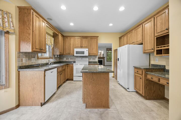 Property Photo:  2282 Stephani Court  MN 55117 