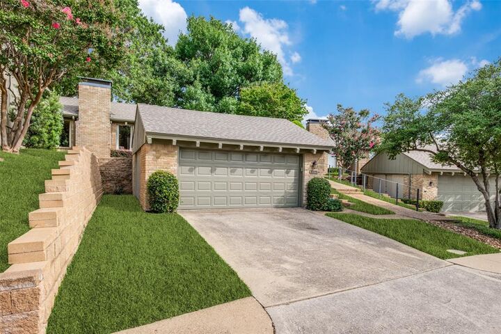 Property Photo: 8415 Old Moss Road TX 75231
