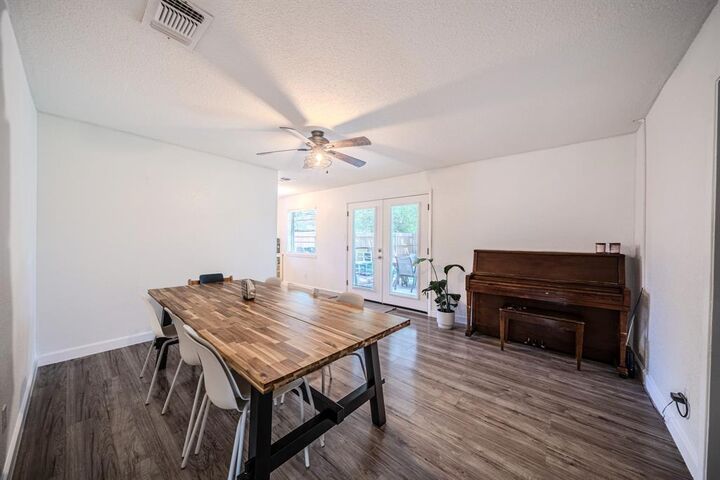 Property Photo:  605 28th Avenue  TX 76067 