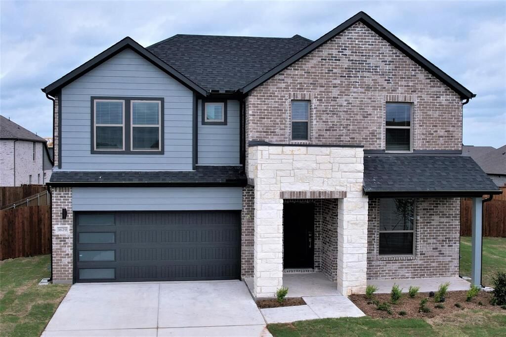 Property Photo: 1629 Havenrock Drive TX 75126