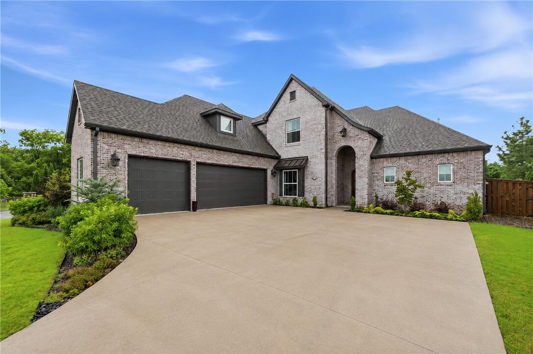 Property Photo:  4414 S 86th Place  AR 72713 