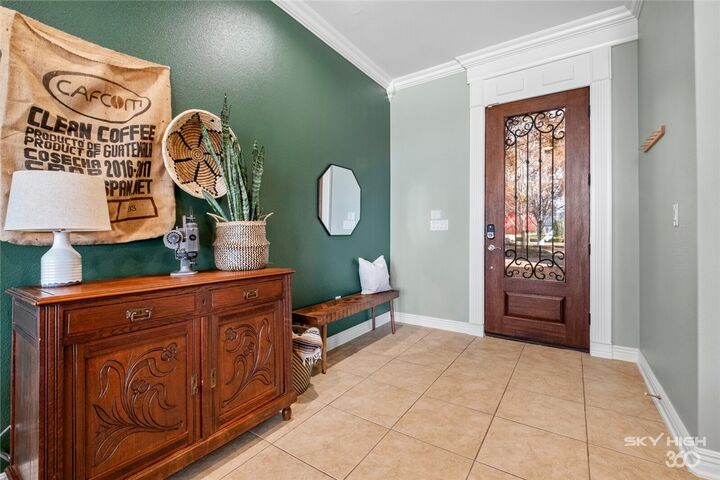 Property Photo:  2606 S Everest Avenue  AR 72758 