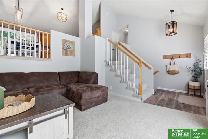 Property Photo:  7504 N 77th Avenue  NE 68122 