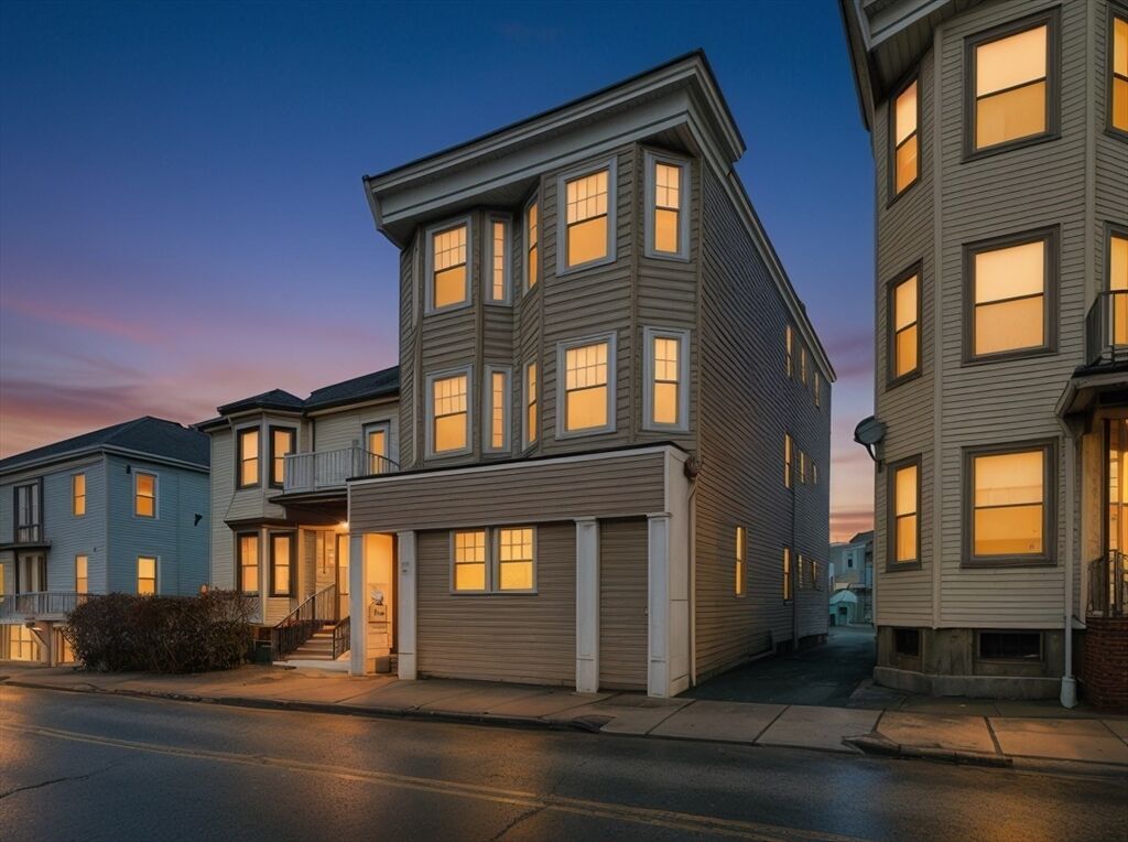 Property Photo:  1048 Saratoga St 3  MA 02128 