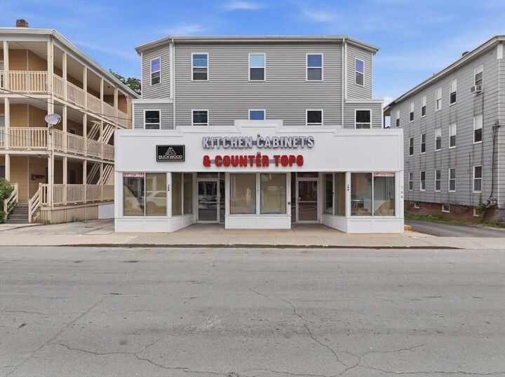 Property Photo:  166-168 Mechanic St  MA 01550 