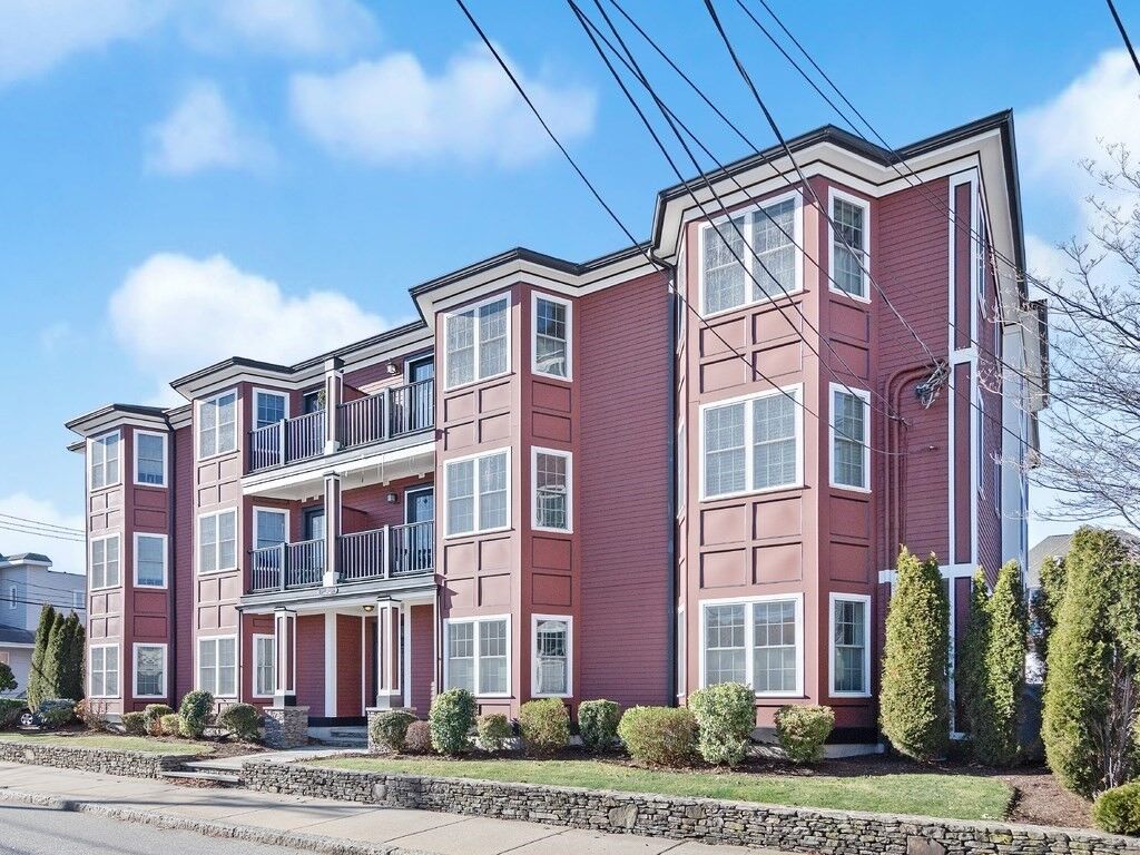 Property Photo: 32 Common Street 2-3 MA 02451