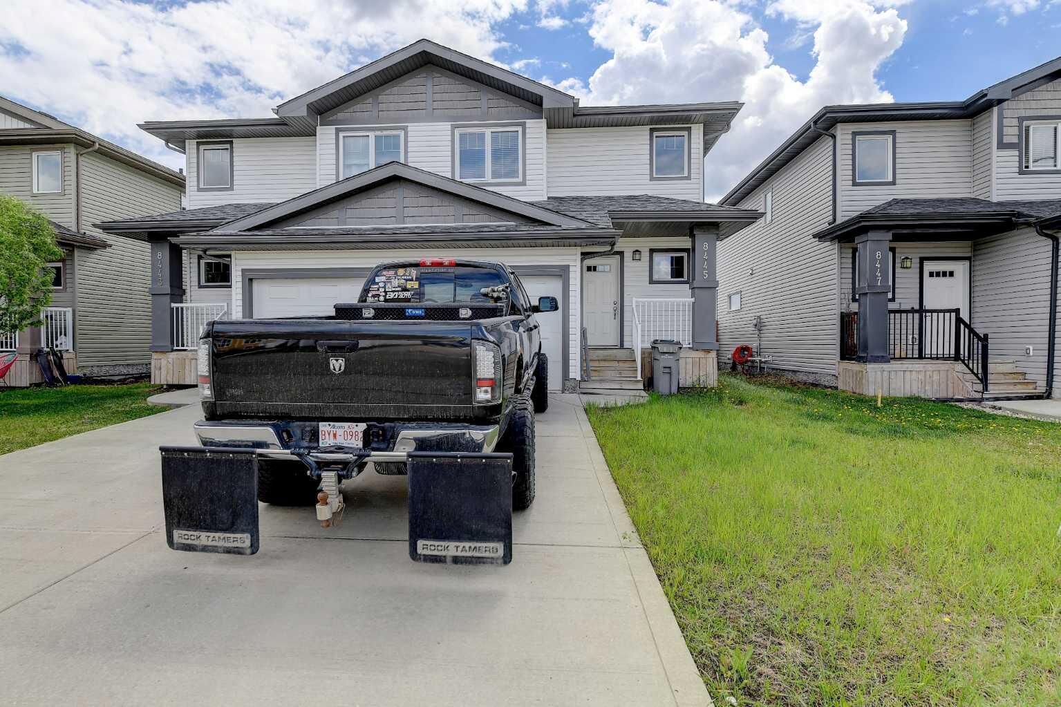 Property Photo: 8445 101 Avenue AB T8X 0R1