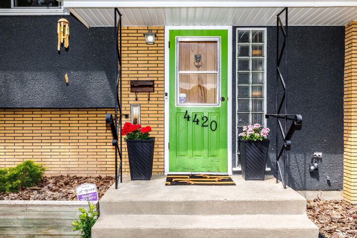 Property Photo: 4420 53 Street AB T4N 2E3