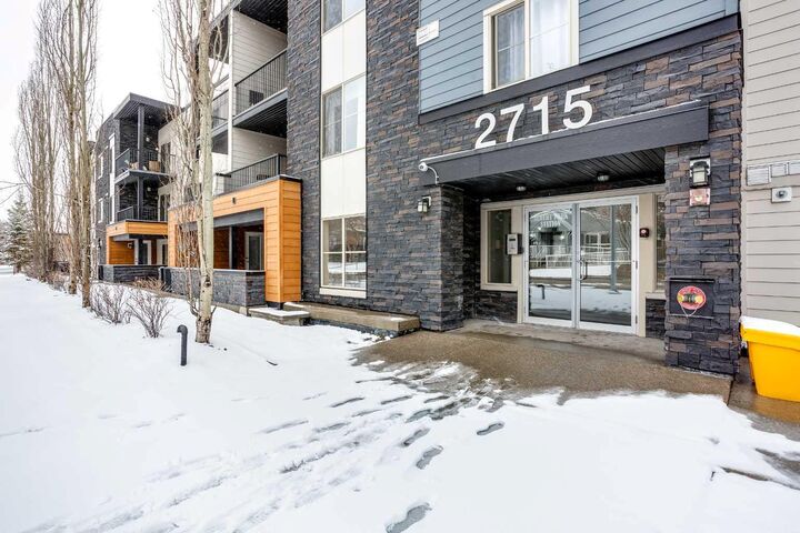 Property Photo: 2715 12 Avenue SE 113 AB T2A 4X8