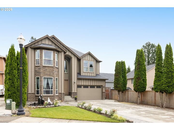 Property Photo:  6913 NE 28th Ave  WA 98665 