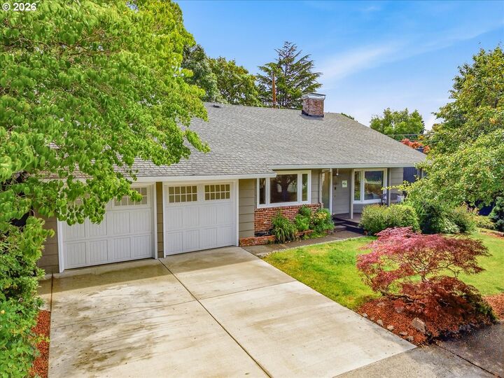 Property Photo: 3130 SW 116th Ave OR 97005