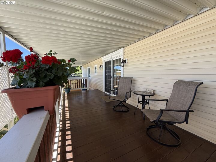 Property Photo: 15765 Highway 101 9 OR 97415