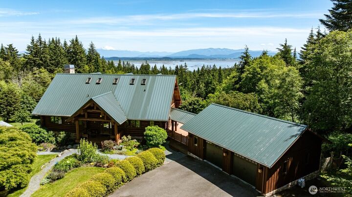 Property Photo: 3256 Killion Lane WA 98277