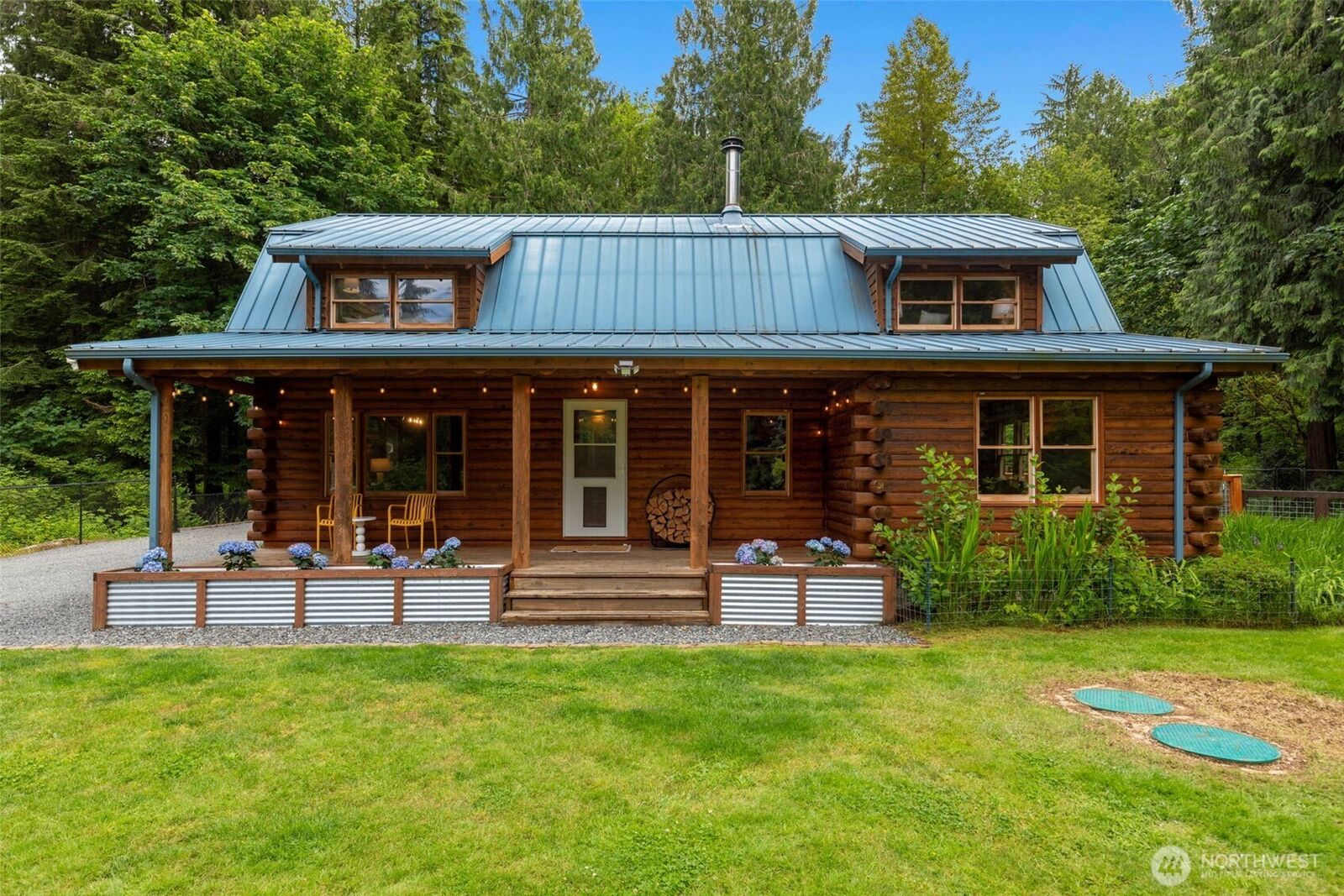 Property Photo: 6819 181st Avenue SE WA 98290