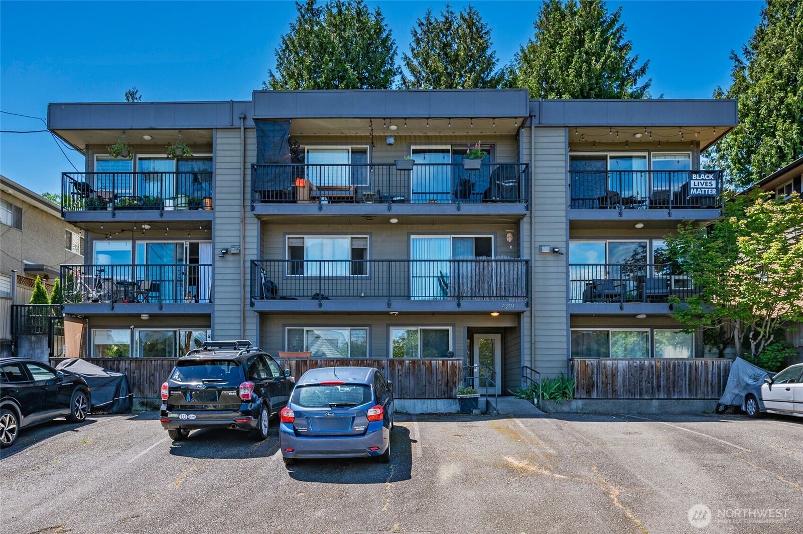 Property Photo:  4219  Whitman Avenue N 4  WA 98103 