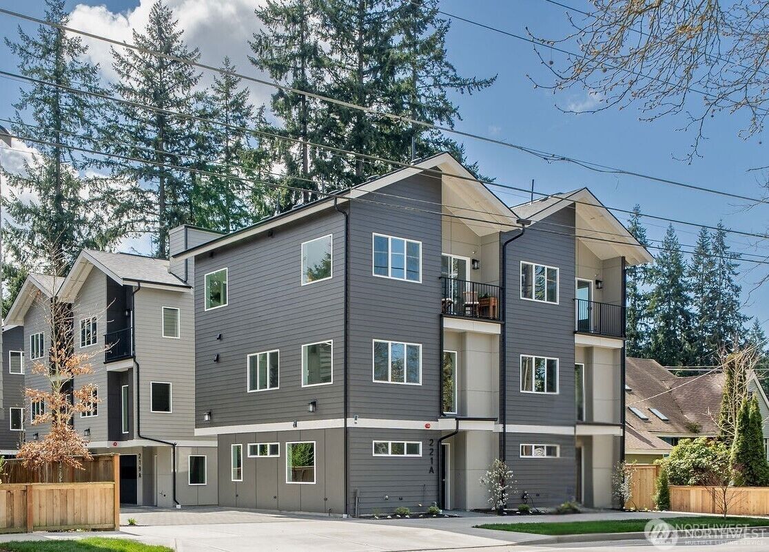 Property Photo:  219 NE 185th Street A  WA 98155 