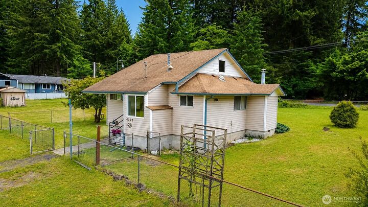 Property Photo:  4320  Black Lake Belmore Road SW  WA 98512 