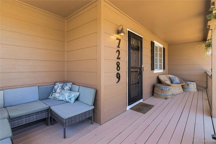Property Photo:  7289 S Ireland Way  CO 80016 