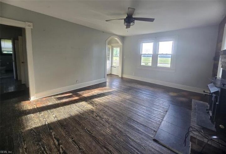 Property Photo:  3249 Wardtown Rd  VA 23350 