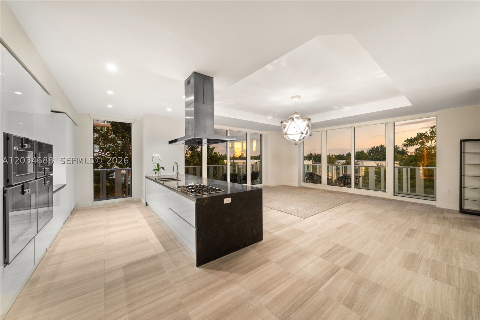 Property Photo: 4701 N Meridian Ave 315 FL 33140