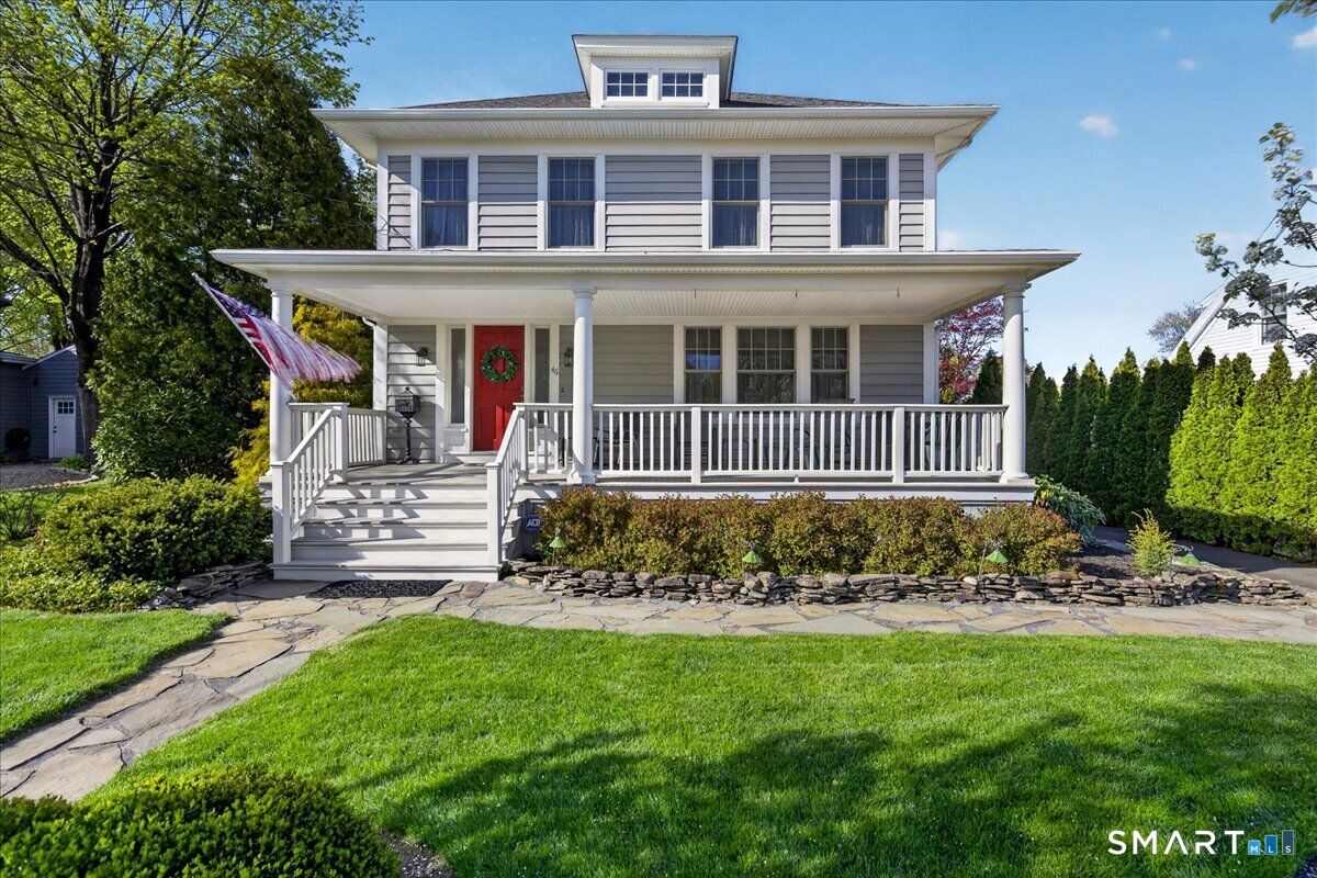 Property Photo:  46 Maple Street  CT 06460 