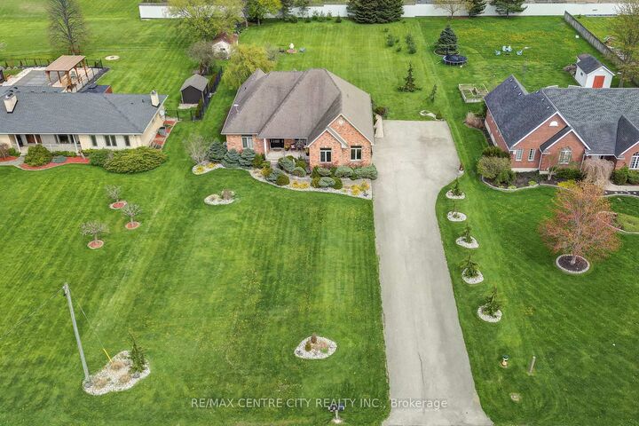 9538 Tower Road — photo 1
