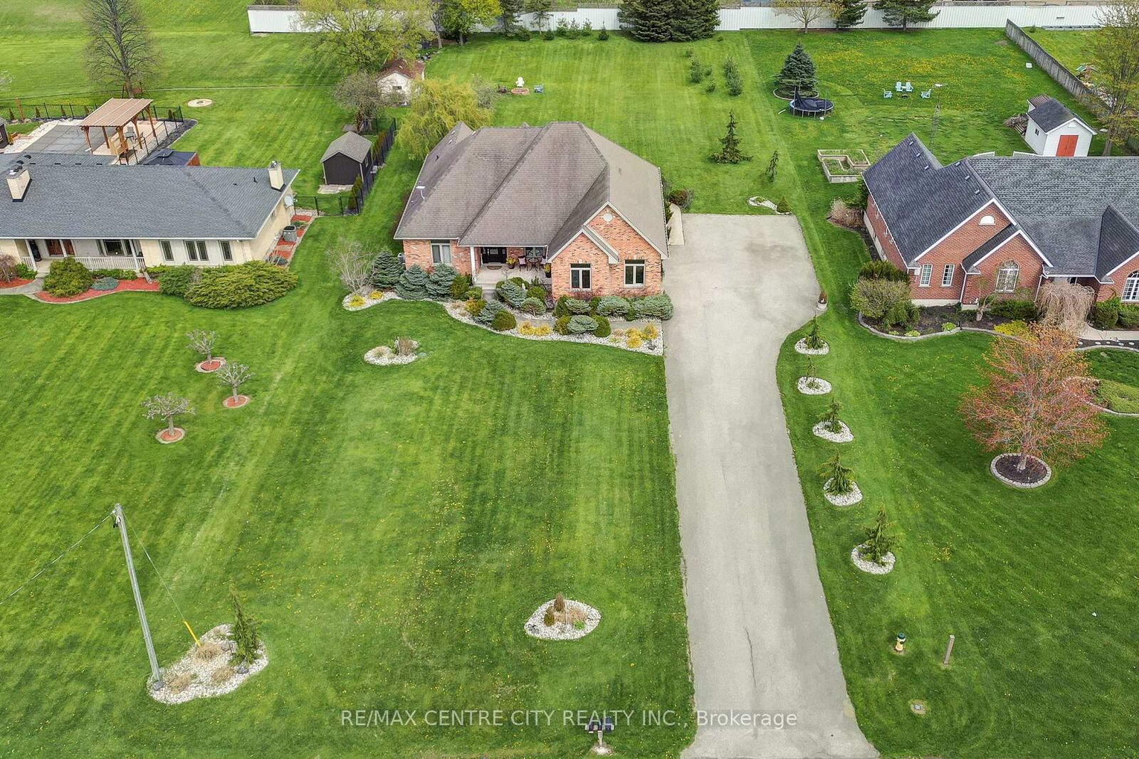 Property Photo: 9538 Tower Road ON N5P 3S7