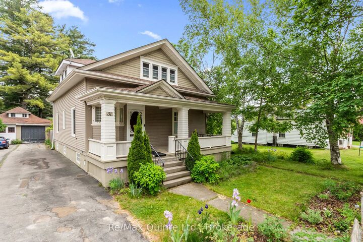 Property Photo: 31 Young Street ON K0K 1H0