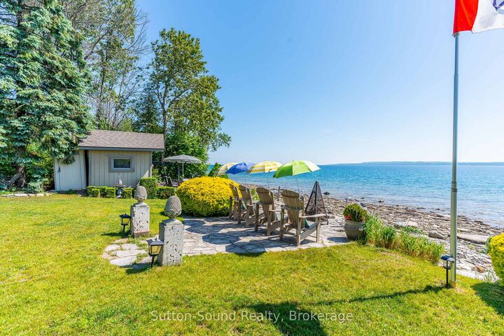 Property Photo: 427 Balmy Beach Road ON N4K 5N4