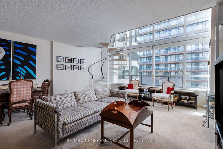 25 Maitland Street 1506 — photo 1