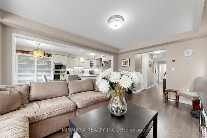 30 Dredge Court — photo 1