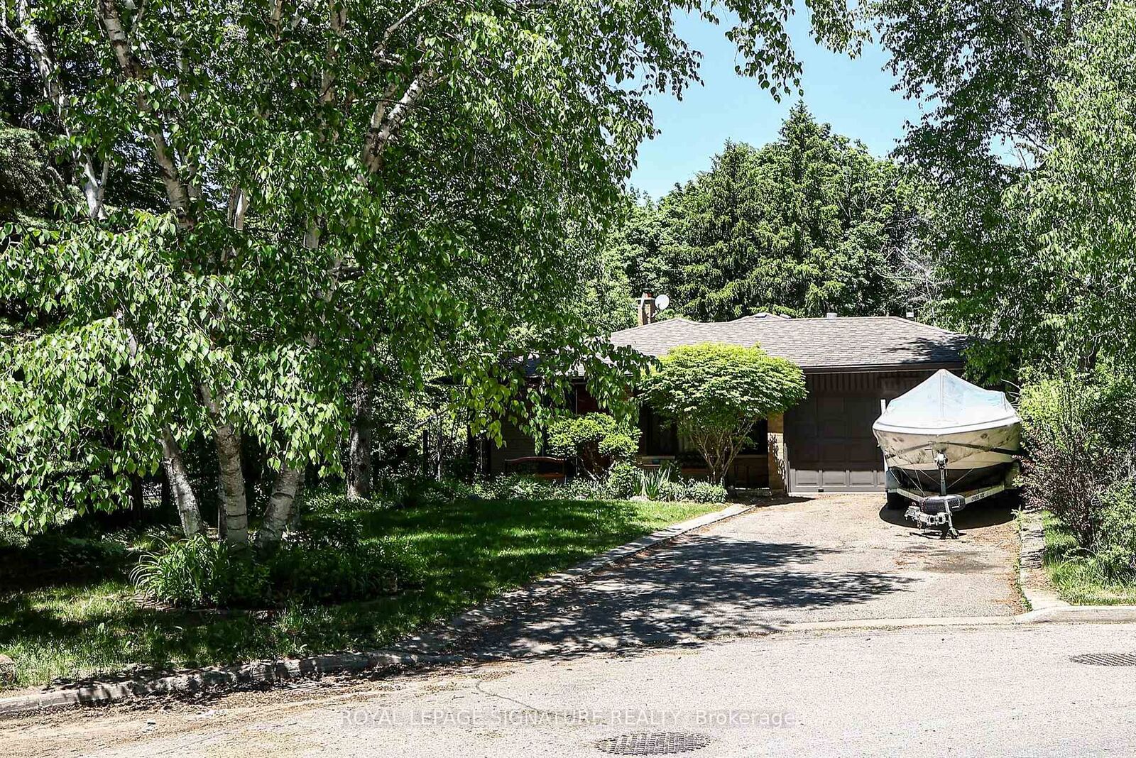 Property Photo: 60 Sciberras Road ON L3R 2J4