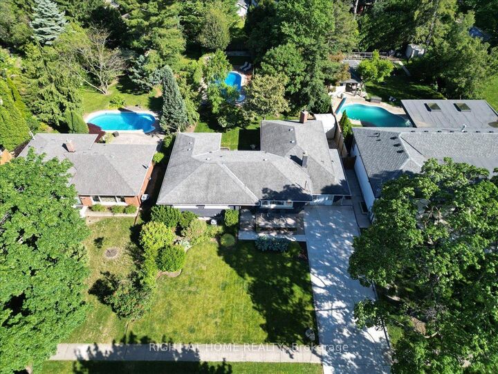 191 Dalhousie Avenue — photo 1