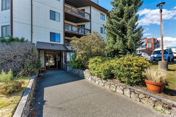 Property Photo: 73 Gorge Rd W #212 BC V9A 1L9