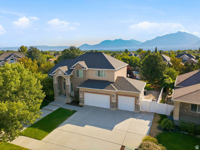Property Photo: 11309 S Green Grass Ct UT 84095