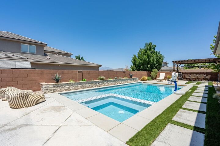Property Photo:  3145 E Holly Dr  UT 84790 