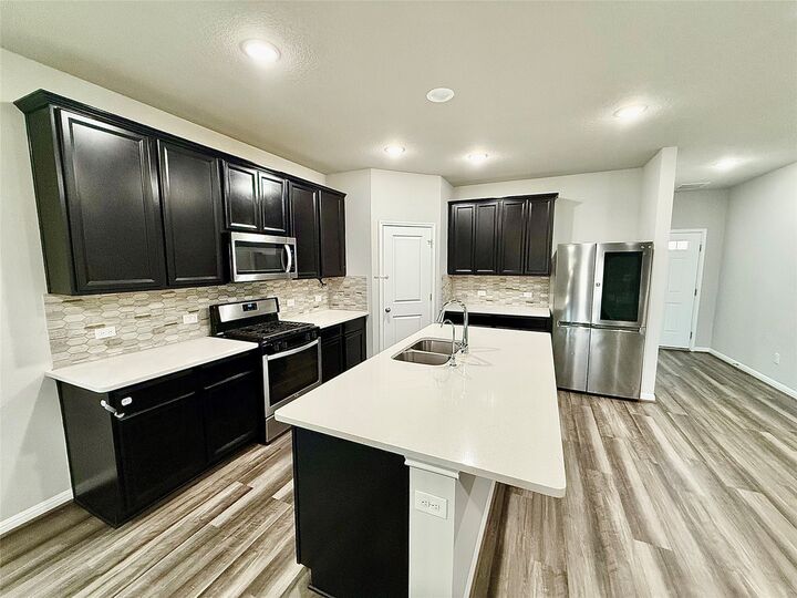 Property Photo: 6620 Folsom Avenue TX 78660