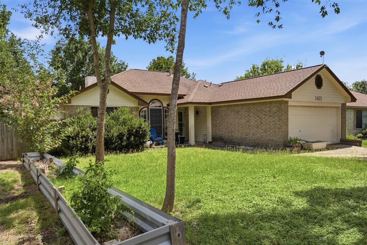Property Photo:  11623 Maybach Drive  TX 78617 