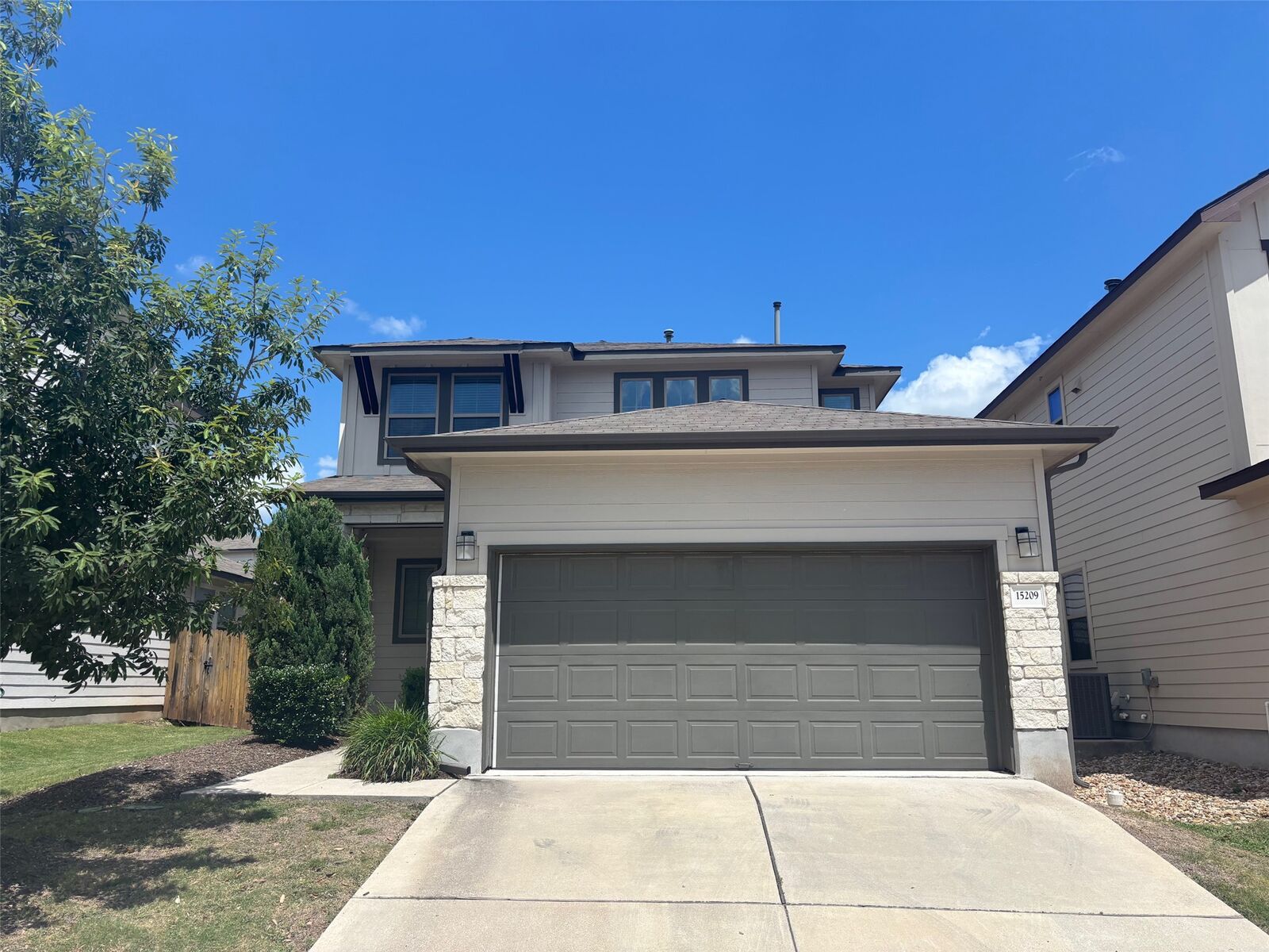 Property Photo: 15209 Kookaburra Path 103 TX 78728